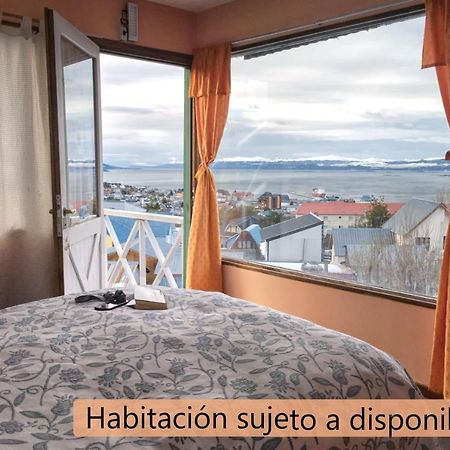 Hostel Los Cormoranes Ushuaia Esterno foto