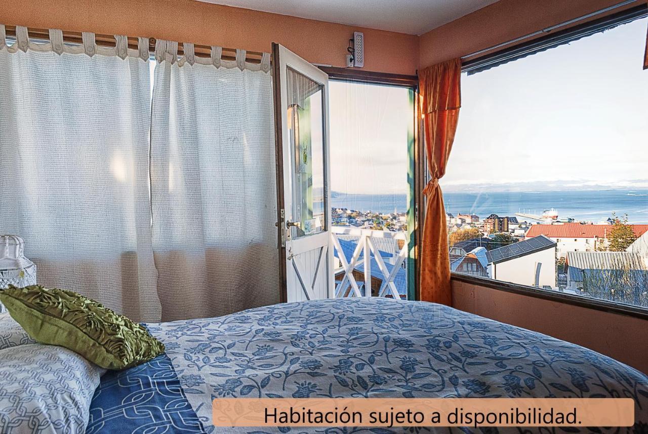 Hostel Los Cormoranes Ushuaia Esterno foto